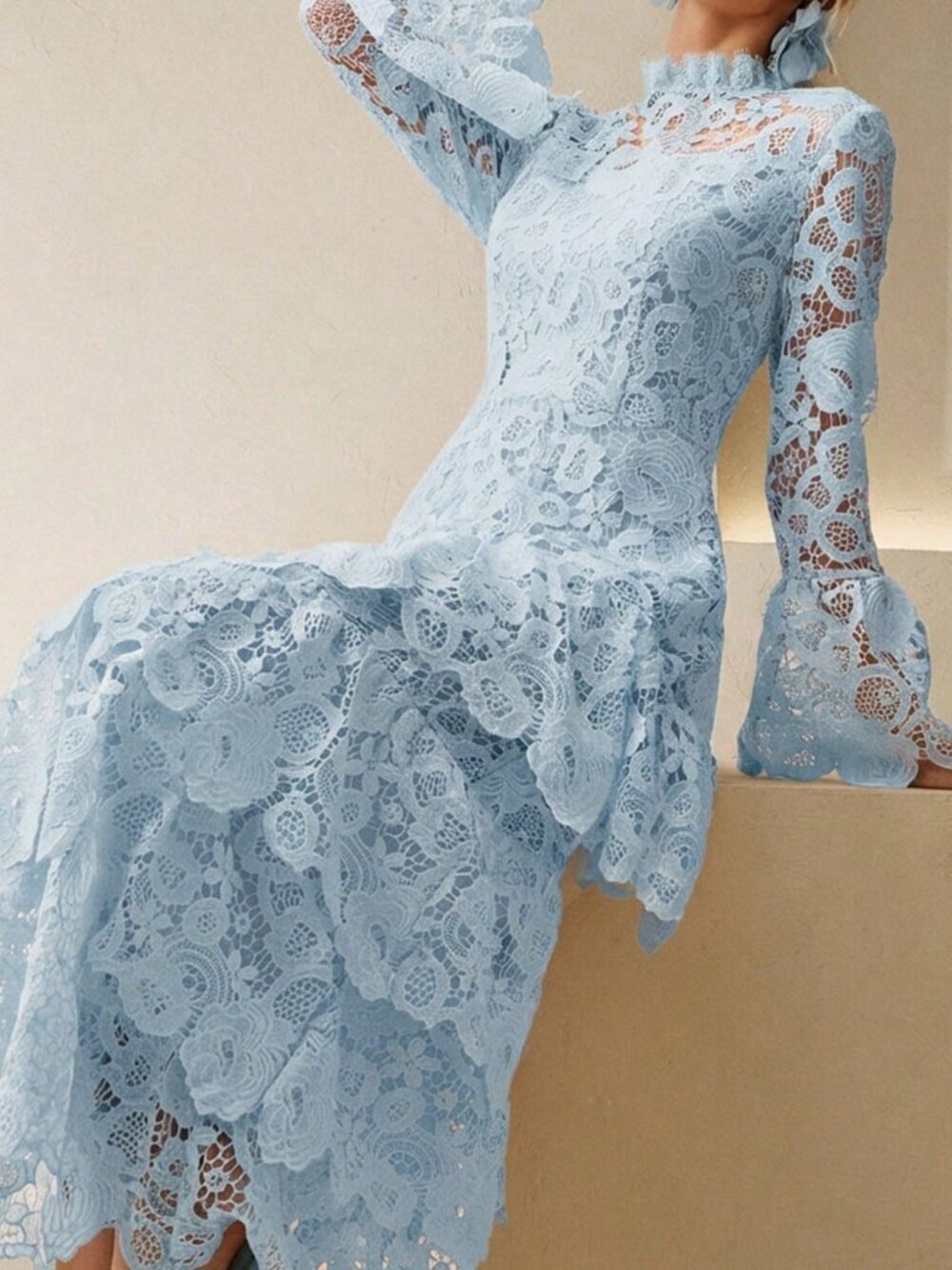 Baby Blue Elegant Women's Ruched Hem Waist Cinched Lace Long Sleeve Dress